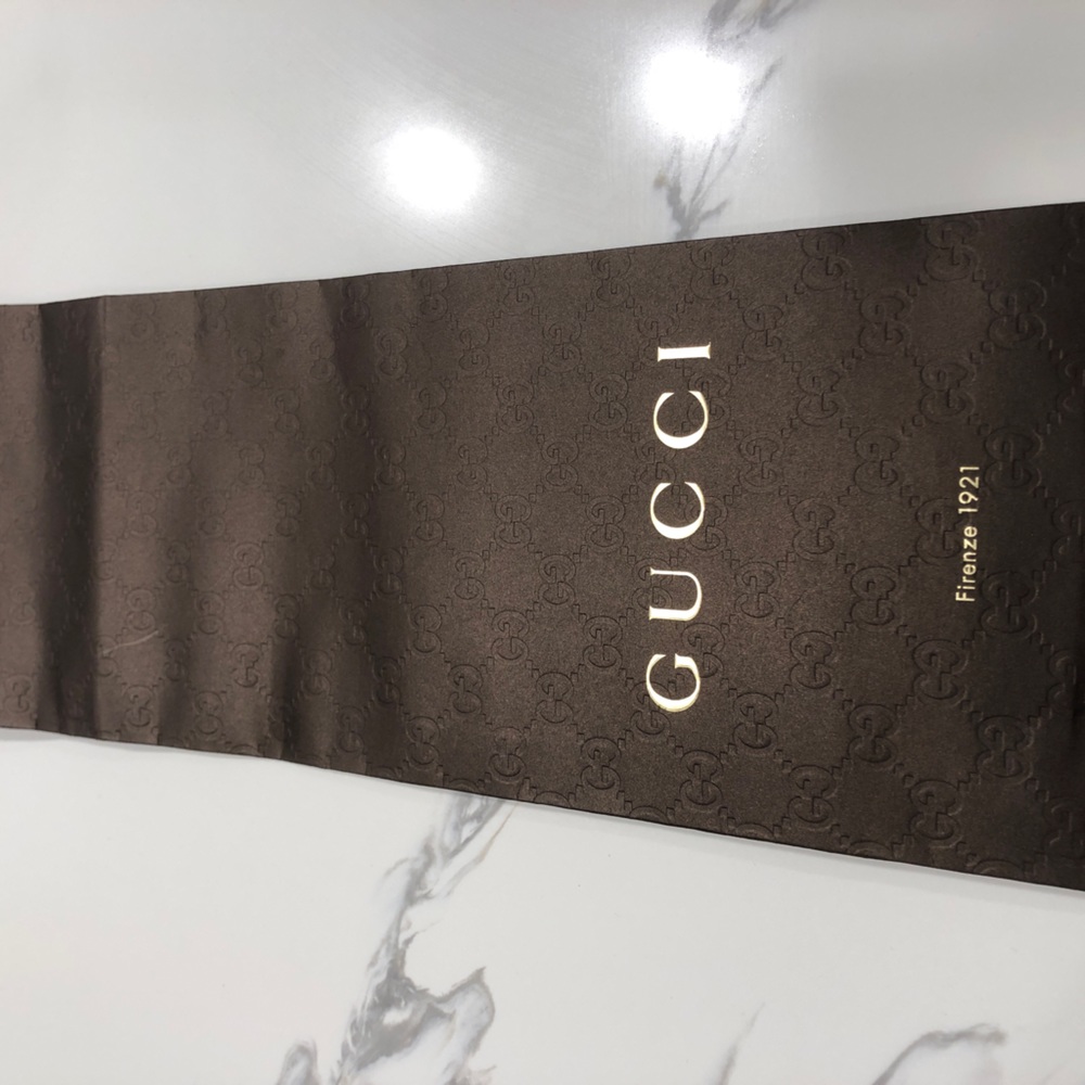 Gucci paper bag for necktie
